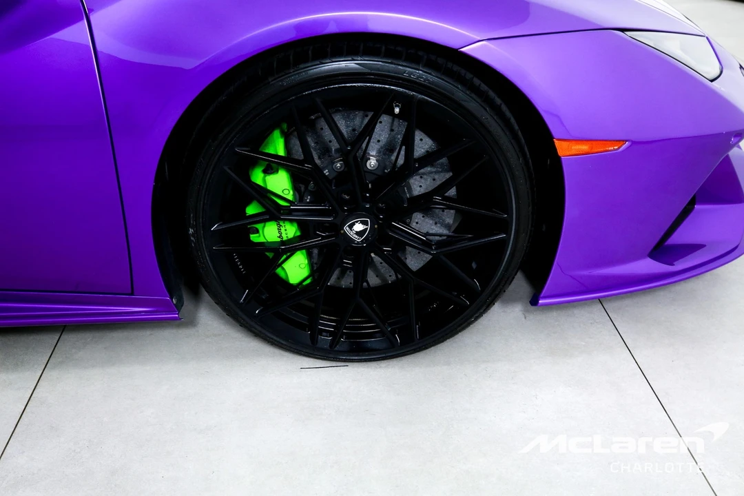 2020 Lamborghini Huracan LP640-4 EVO - Image 25 of 30