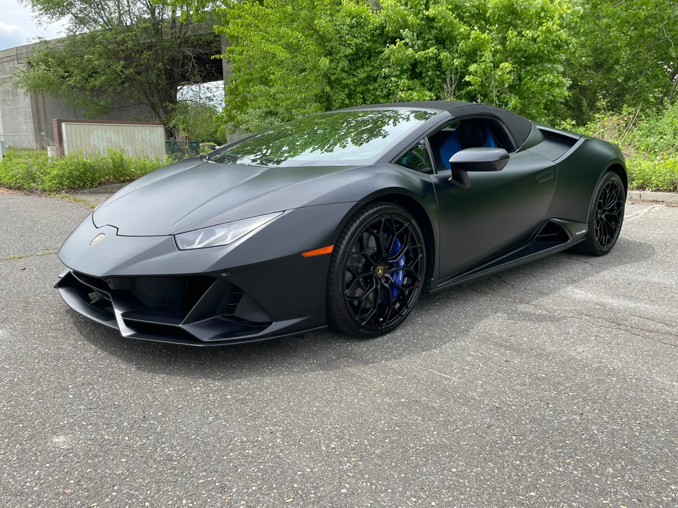 2020 Lamborghini Huracan LP640-4 EVO - Image 13 of 31