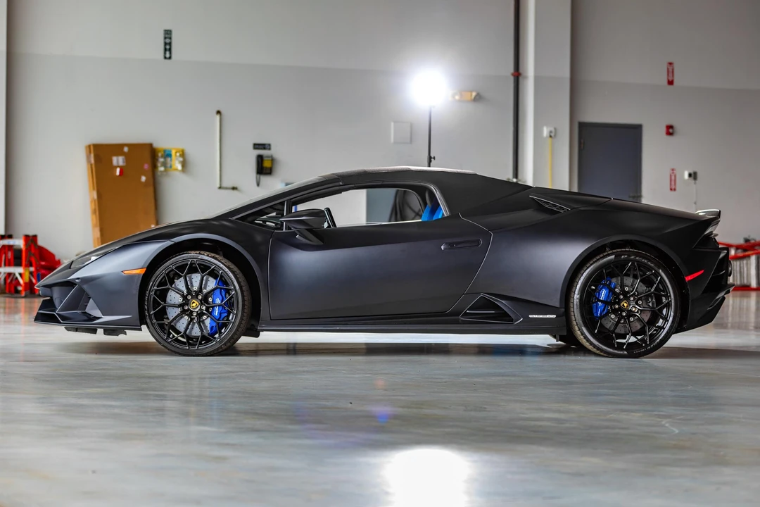 2020 Lamborghini Huracan LP640-4 EVO - Image 7 of 31