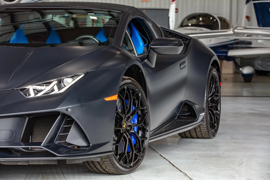 2020 Lamborghini Huracan LP640-4 EVO - Image 25 of 31