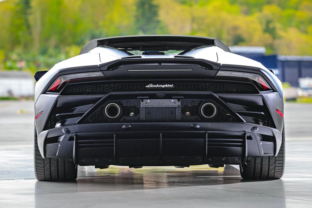 2020 Lamborghini Huracan LP640-4 EVO - Image 5 of 31