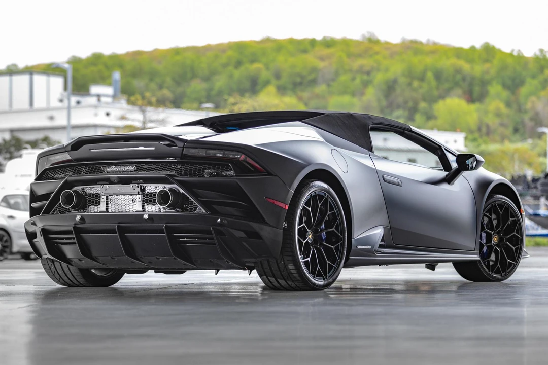 2020 Lamborghini Huracan LP640-4 EVO - Image 4 of 31