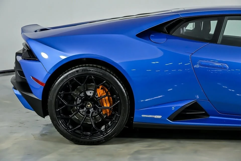 2020 Lamborghini Huracan LP640-4 EVO - Image 13 of 20