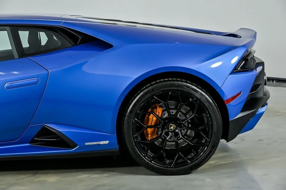 2020 Lamborghini Huracan LP640-4 EVO - Image 9 of 20