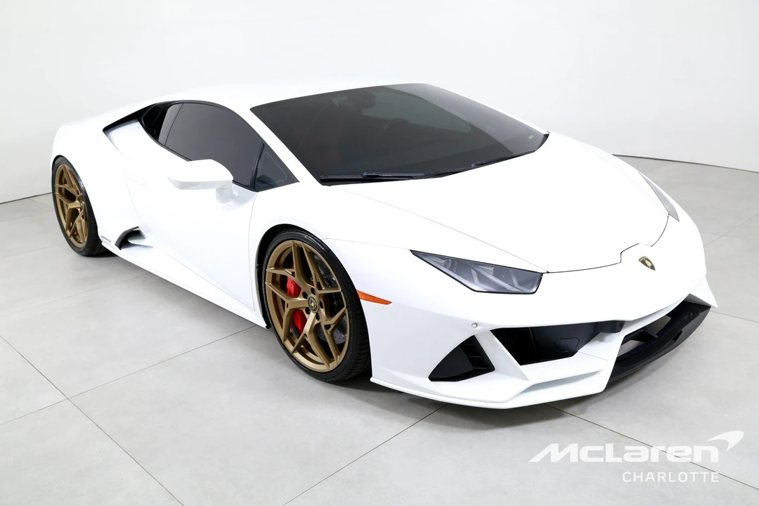 2020 Lamborghini - Image 3 of 31