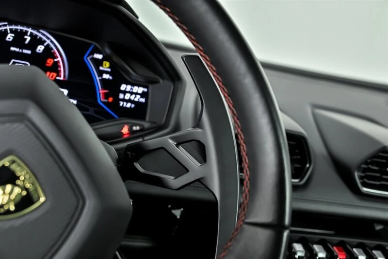 2020 Lamborghini Huracan - Image 24 of 31