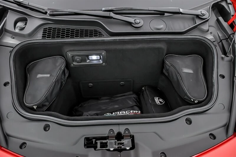 2020 Lamborghini Huracan - Image 14 of 31