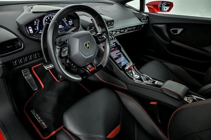 2020 Lamborghini Huracan - Image 16 of 31