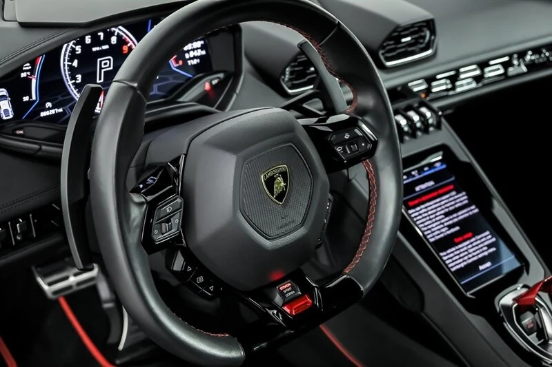 2020 Lamborghini Huracan - Image 19 of 31