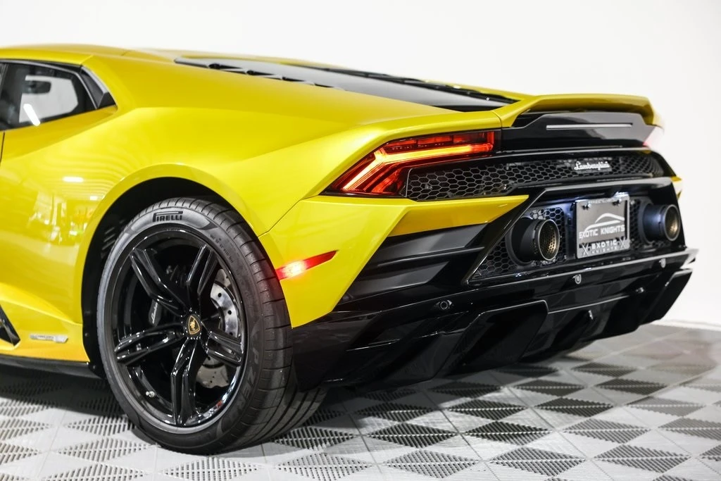 2020 Lamborghini Huracan LP640-4 EVO - Image 17 of 21