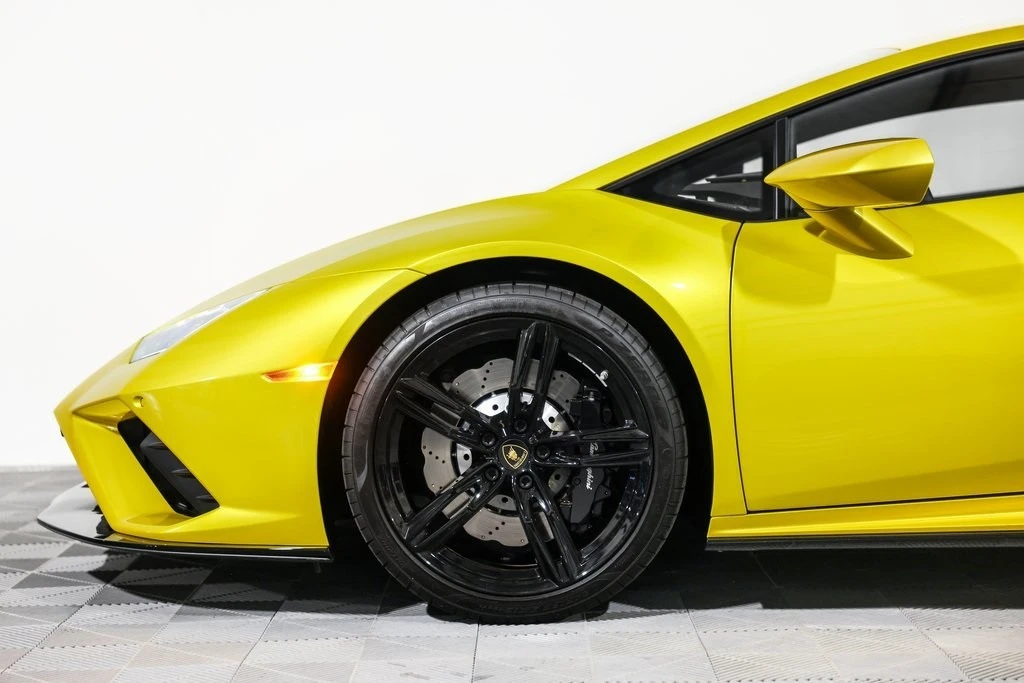 2020 Lamborghini Huracan LP640-4 EVO - Image 13 of 21