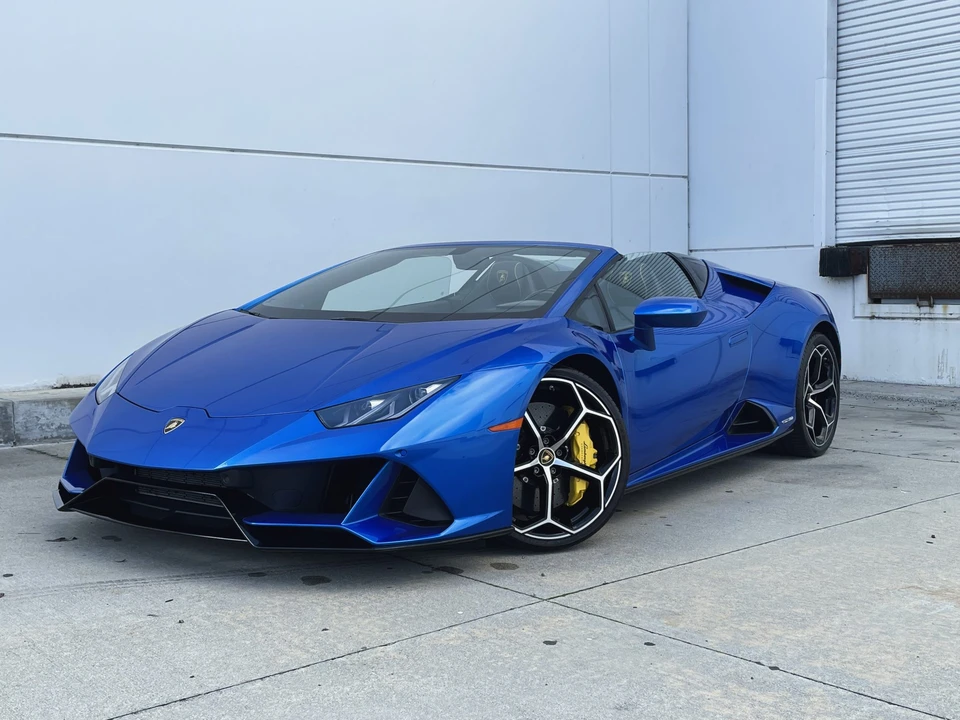 2020 Lamborghini Huracan LP640-4 EVO - Image 3 of 31