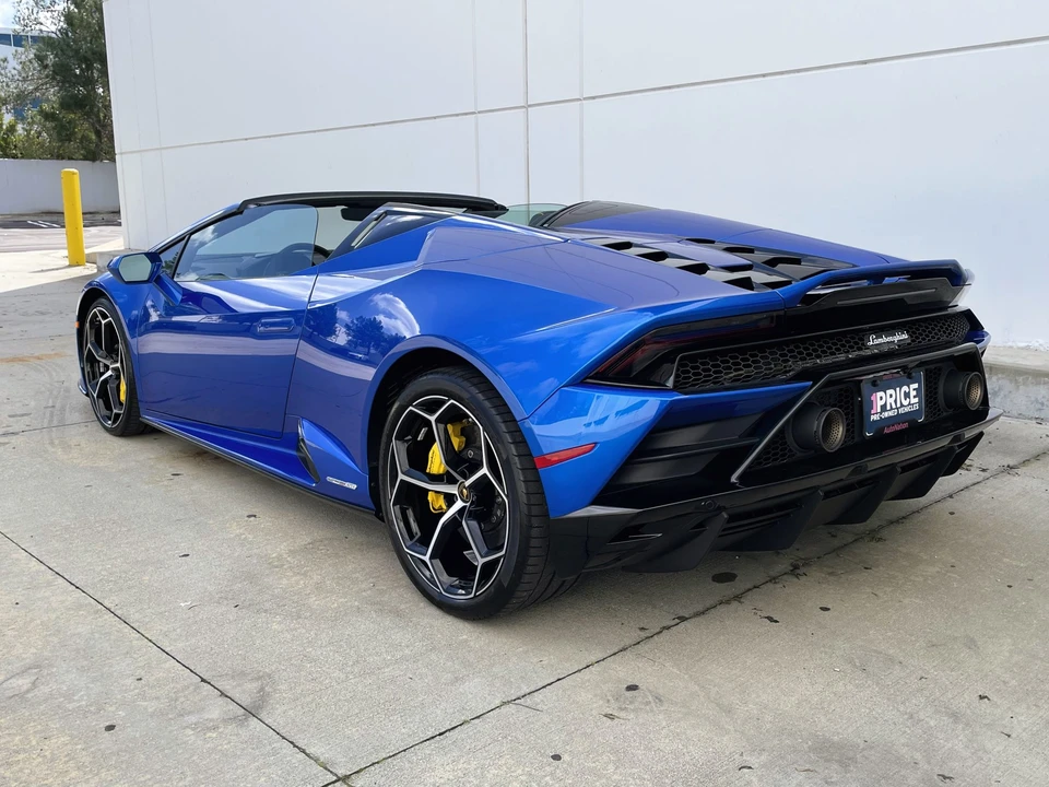 2020 Lamborghini Huracan LP640-4 EVO - Image 12 of 31