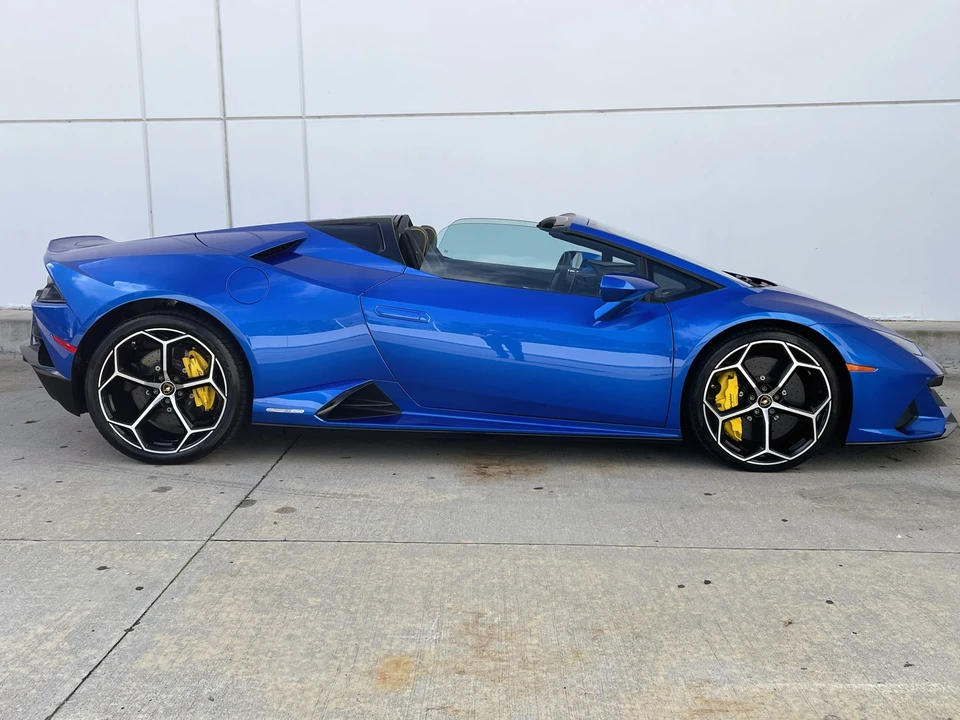 2020 Lamborghini Huracan LP640-4 EVO - Image 7 of 31