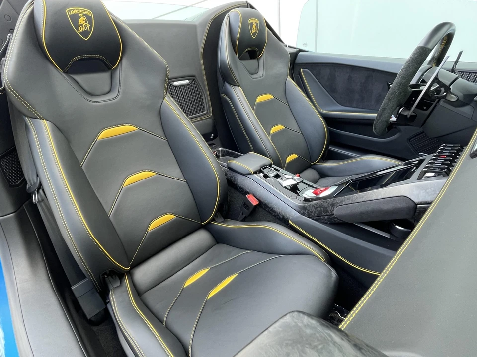 2020 Lamborghini Huracan LP640-4 EVO - Image 22 of 31