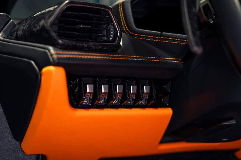 2020 Lamborghini Huracan LP610-2 EVO - Image 28 of 31