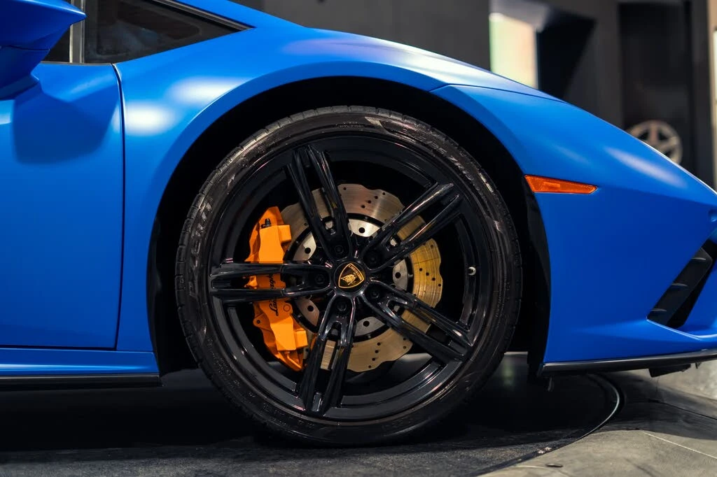 2020 Lamborghini Huracan LP610-2 EVO - Image 13 of 31