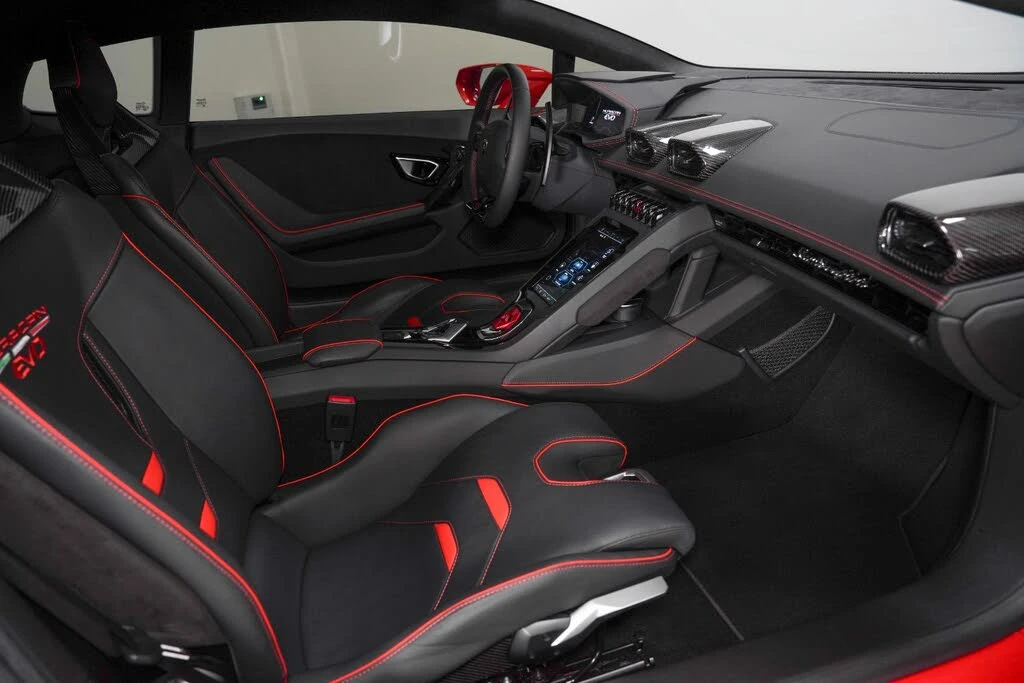 2020 Lamborghini Huracan LP610-2 EVO - Image 2 of 31
