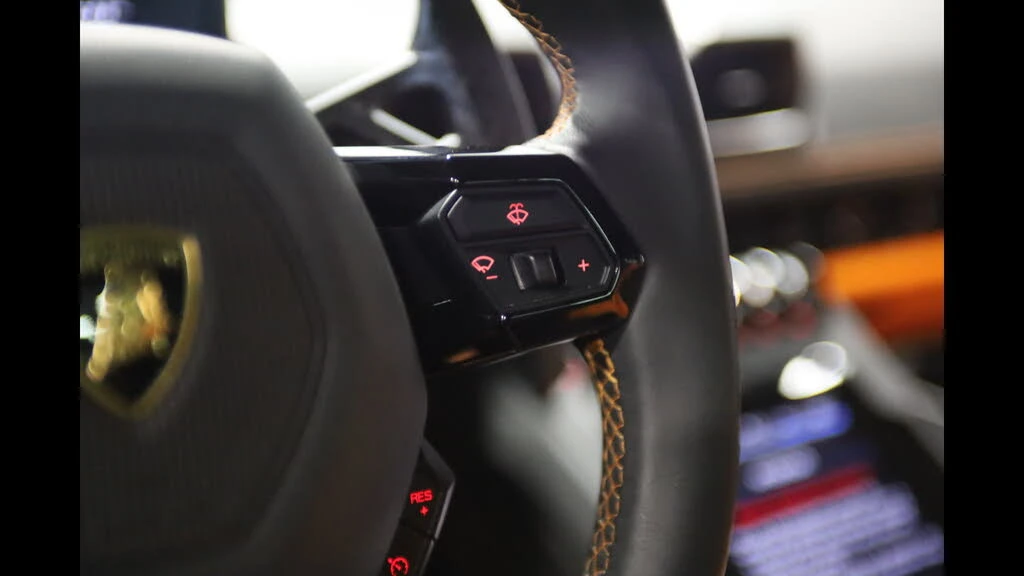 2020 Lamborghini Huracan LP610-2 EVO - Image 23 of 31