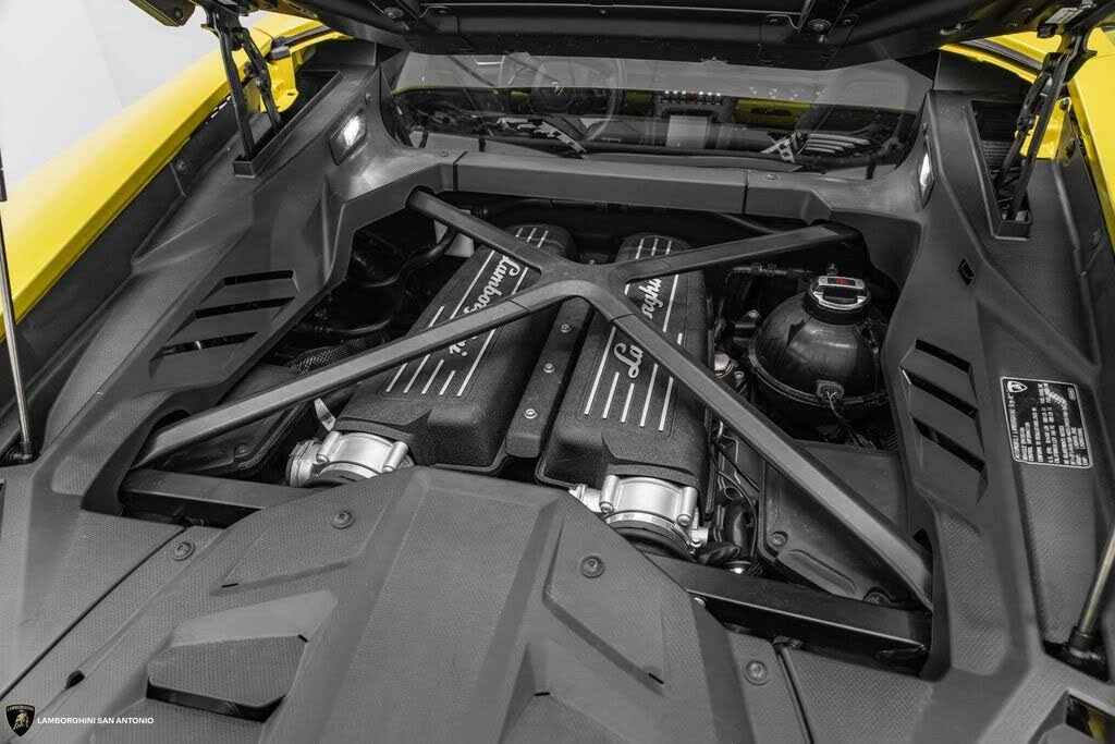 2020 Lamborghini Huracan LP610-2 EVO - Image 22 of 31