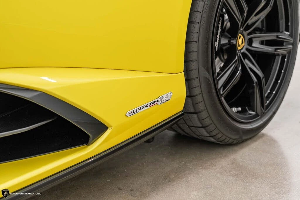 2020 Lamborghini Huracan LP610-2 EVO - Image 10 of 31