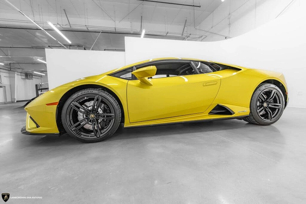 2020 Lamborghini Huracan LP610-2 EVO - Image 23 of 31