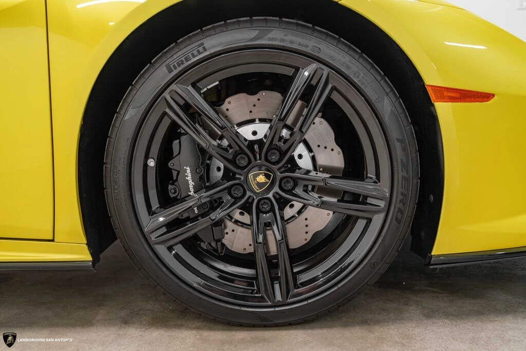 2020 Lamborghini Huracan LP610-2 EVO - Image 9 of 31