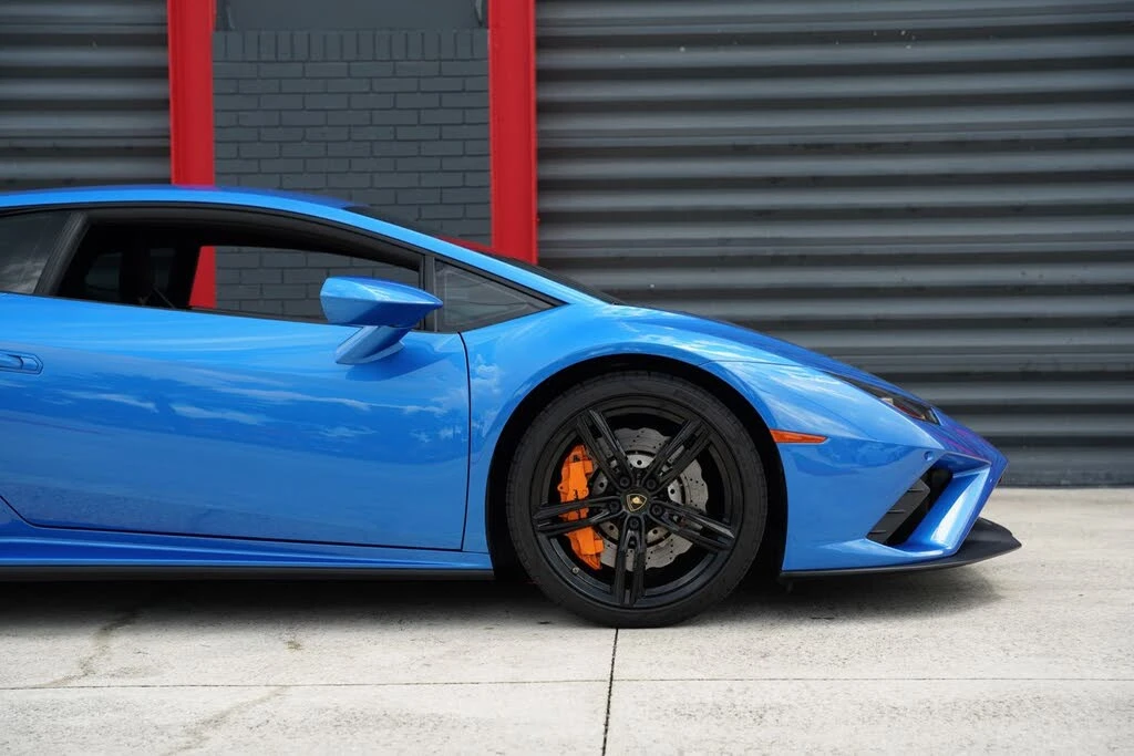 2020 Lamborghini Huracan LP610-2 EVO - Image 3 of 31