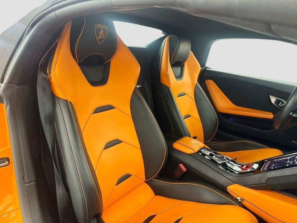 2020 Lamborghini Huracan LP610-2 EVO - Image 28 of 31