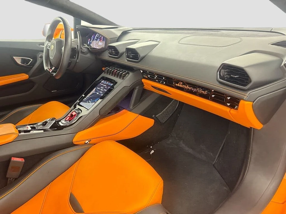 2020 Lamborghini Huracan LP610-2 EVO - Image 29 of 31