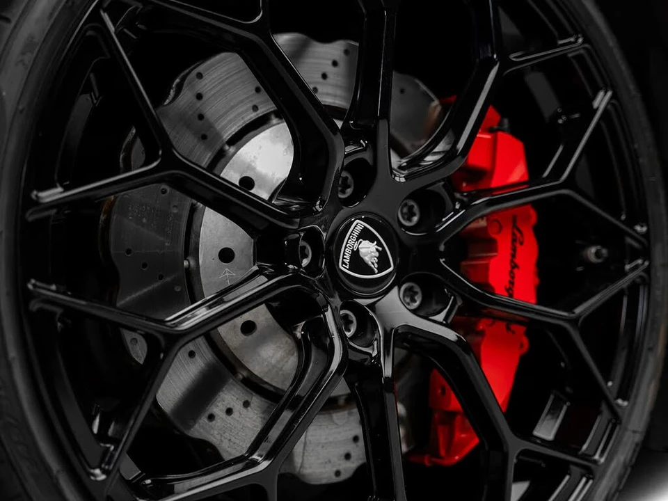 2020 Lamborghini Huracan LP610-2 EVO - Image 24 of 31