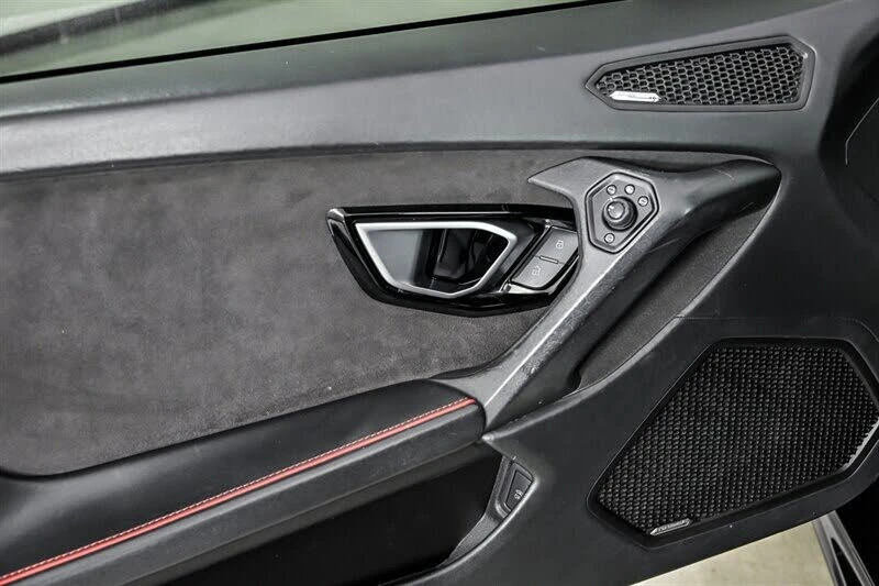 2020 Lamborghini Huracan LP610-2 EVO - Image 13 of 31