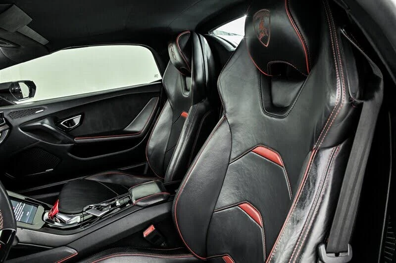 2020 Lamborghini Huracan LP610-2 EVO - Image 17 of 31