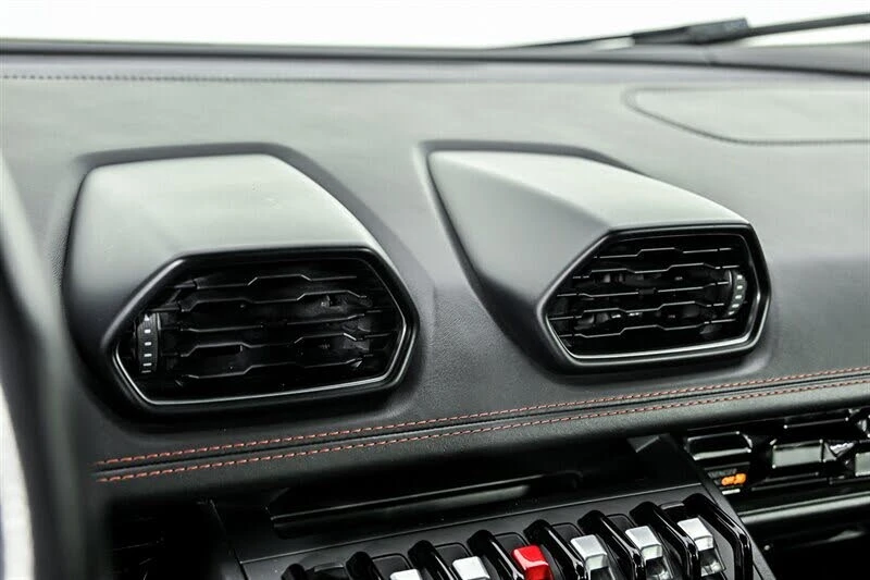 2020 Lamborghini Huracan LP610-2 EVO - Image 23 of 31