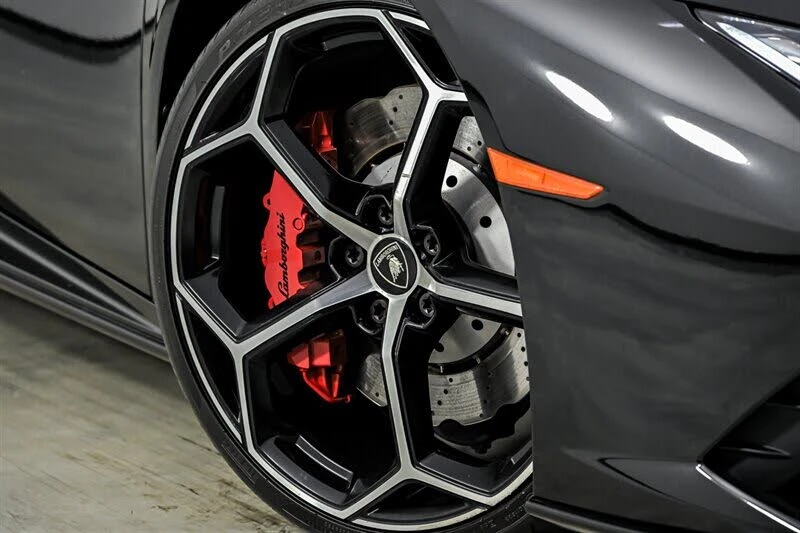 2020 Lamborghini Huracan LP610-2 EVO - Image 3 of 31