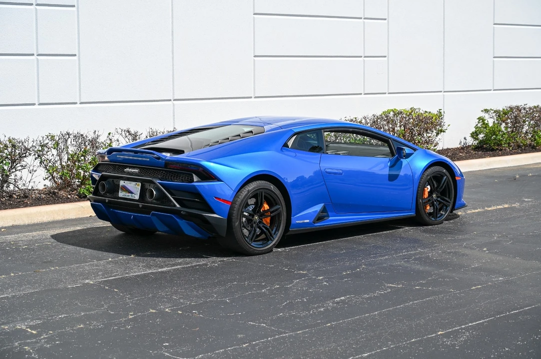 2020 Lamborghini Huracan LP610-2 EVO - Image 9 of 12