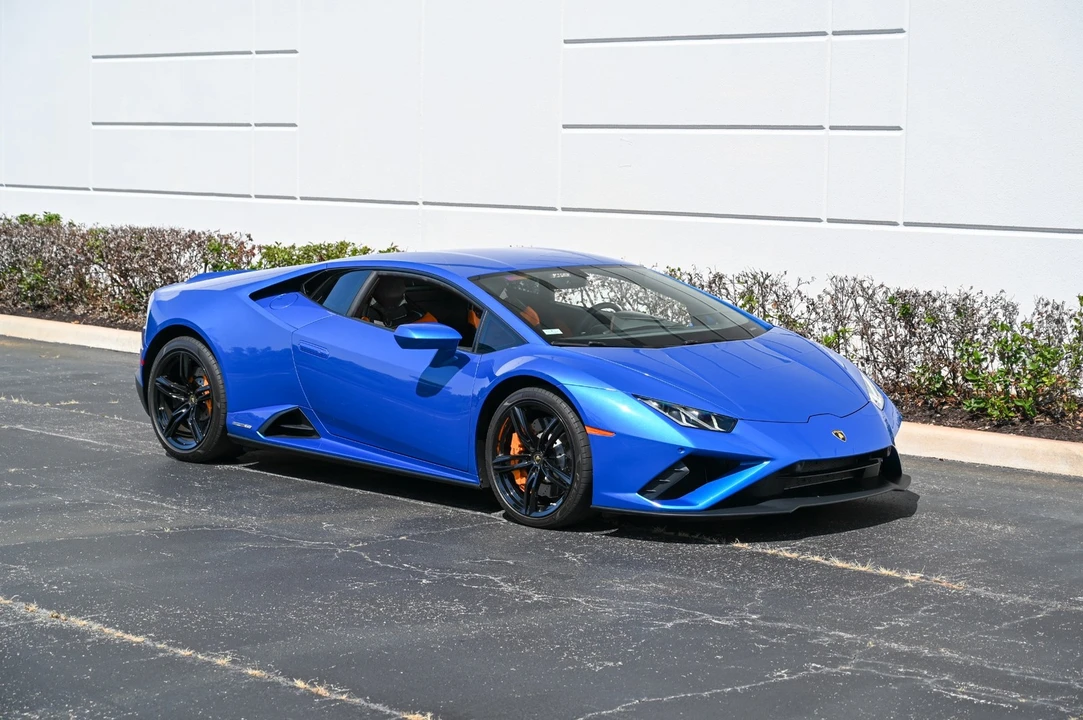 2020 Lamborghini Huracan LP610-2 EVO - Image 2 of 12