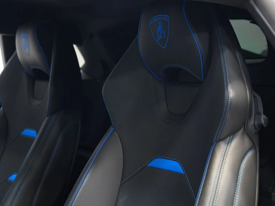 2020 Lamborghini Huracan LP640-4 EVO - Image 26 of 31
