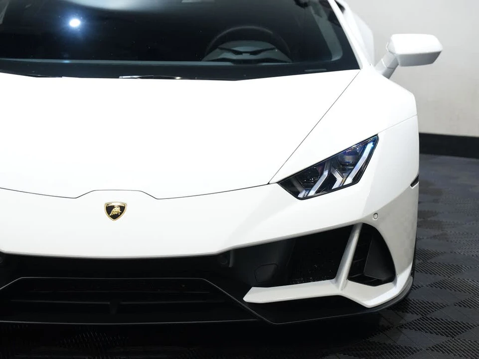 2020 Lamborghini Huracan LP640-4 EVO - Image 10 of 31