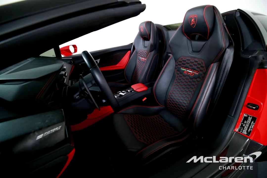 2020 Lamborghini Huracan LP640-4 EVO - Image 12 of 31