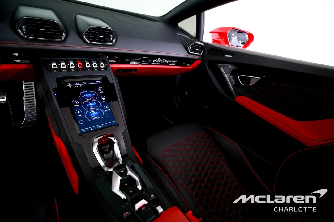 2020 Lamborghini Huracan LP640-4 EVO - Image 16 of 31