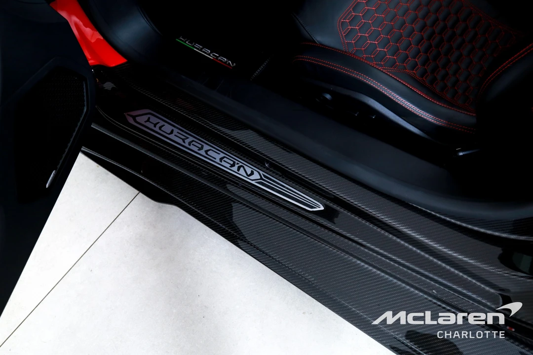 2020 Lamborghini Huracan LP640-4 EVO - Image 17 of 31