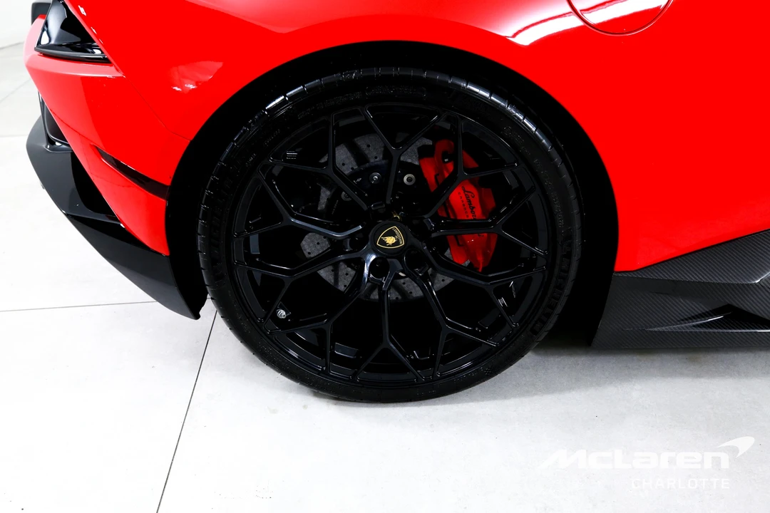 2020 Lamborghini Huracan LP640-4 EVO - Image 26 of 31