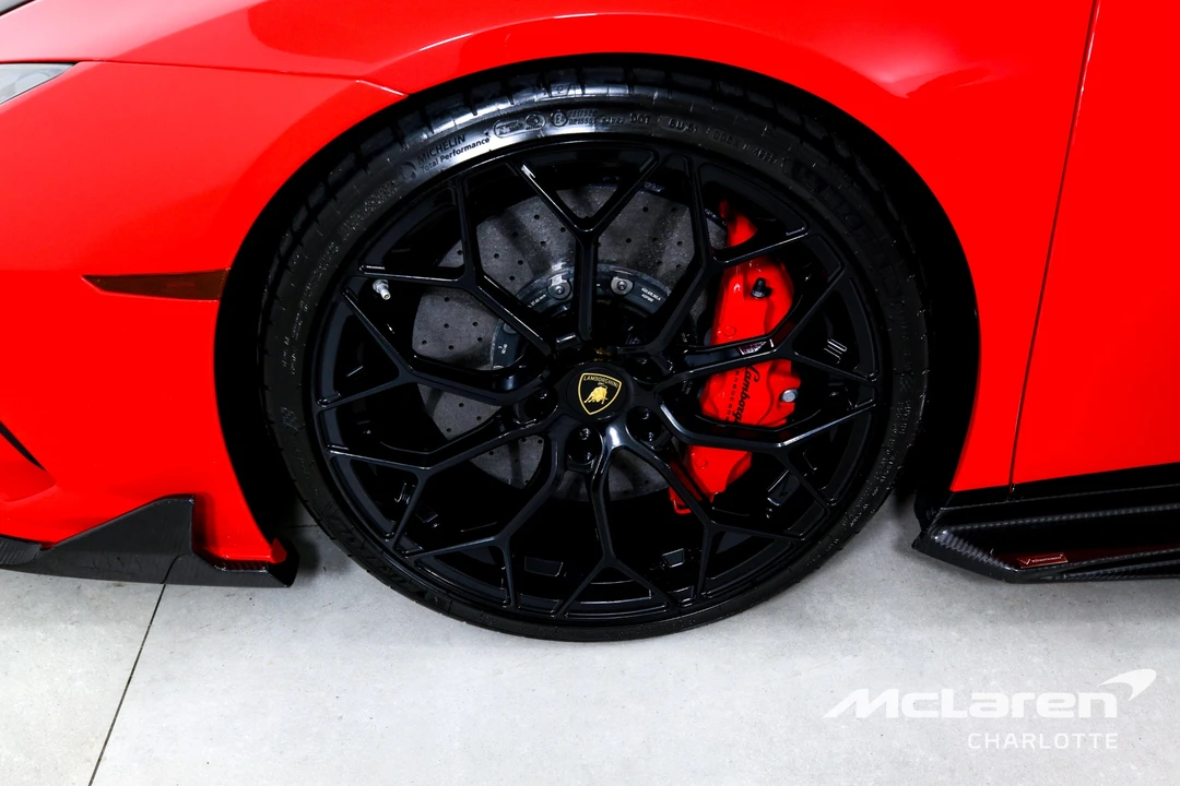 2020 Lamborghini Huracan LP640-4 EVO - Image 28 of 31
