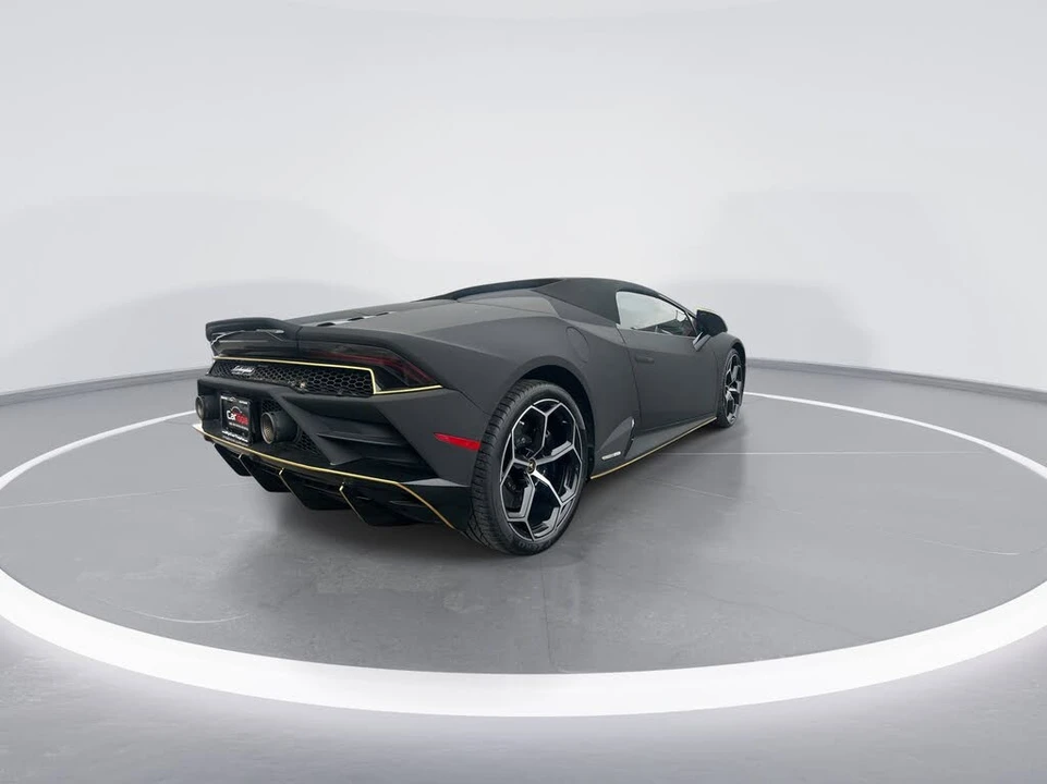 2020 Lamborghini Huracan LP640-4 EVO - Image 8 of 31
