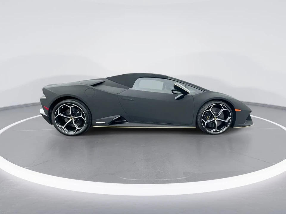 2020 Lamborghini Huracan LP640-4 EVO - Image 9 of 31