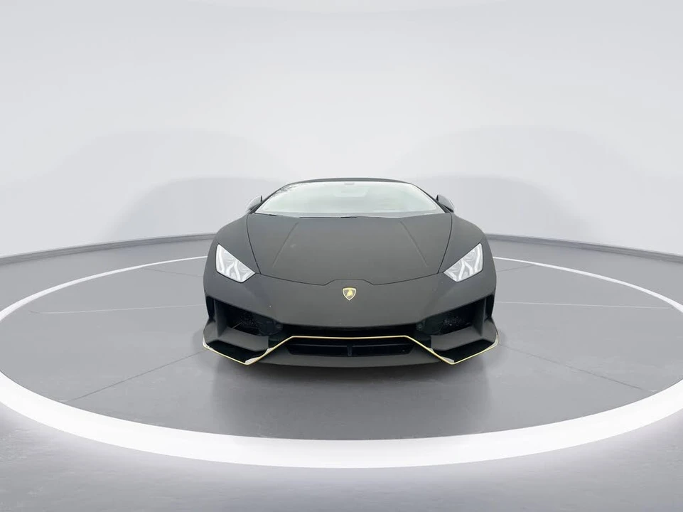 2020 Lamborghini Huracan LP640-4 EVO - Image 3 of 31