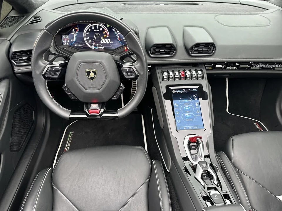 2020 Lamborghini Huracan LP640-4 EVO - Image 14 of 31