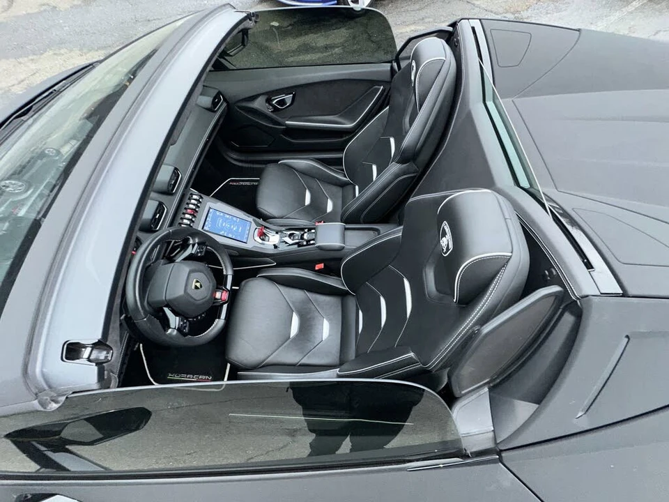 2020 Lamborghini Huracan LP640-4 EVO - Image 20 of 31