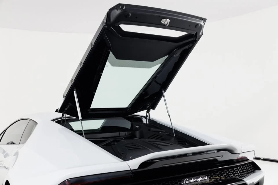 2020 Lamborghini Huracan LP640-4 EVO - Image 9 of 20